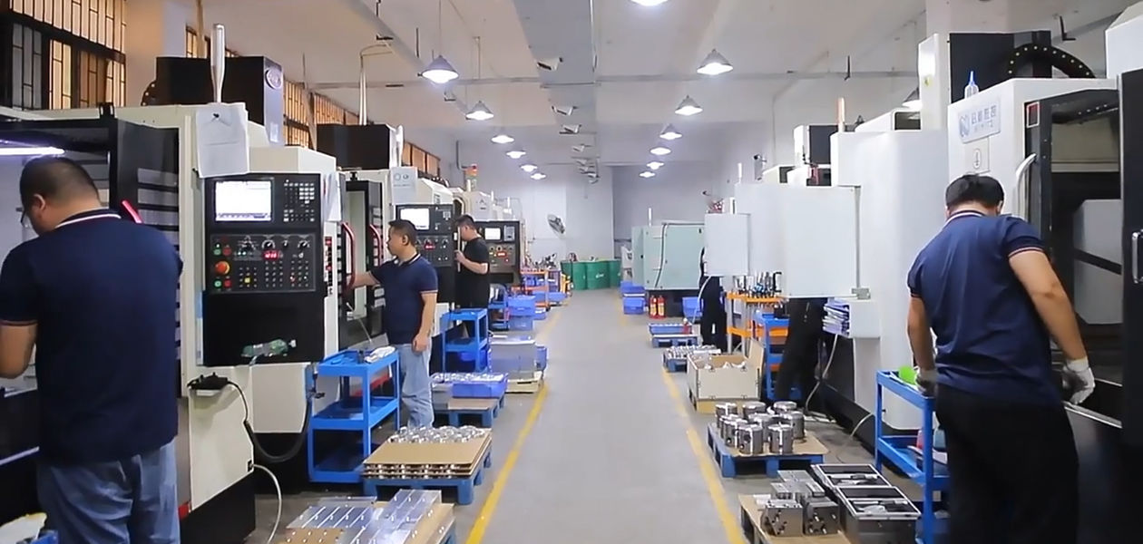 Dongguan Zhongwei Metal Products Co., Ltd lini produksi pabrikan