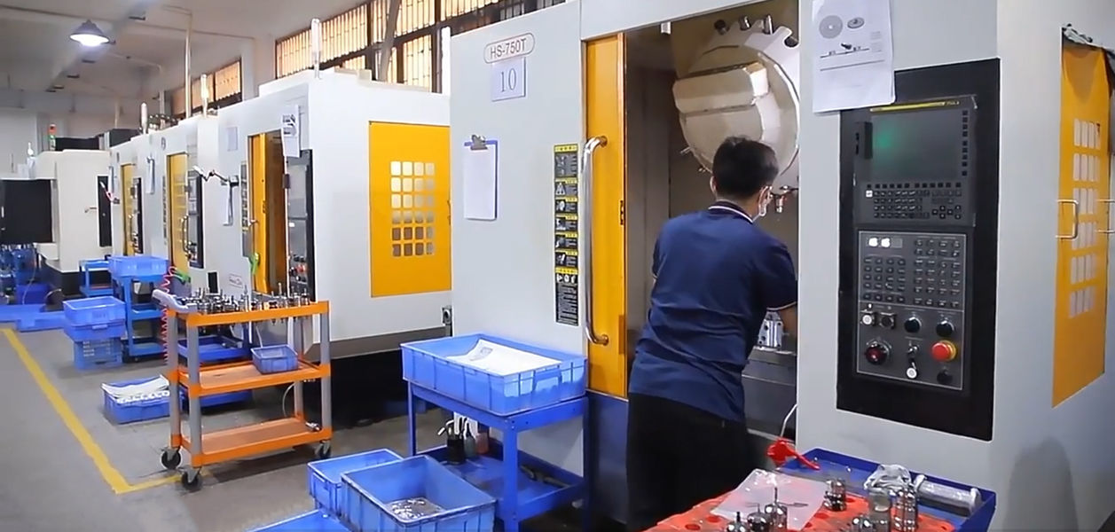 Dongguan Zhongwei Metal Products Co., Ltd lini produksi pabrikan