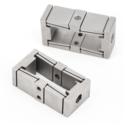 Bagian paduan titanium baja tahan karat karbon paduan aluminium CNC Machining Milling Layanan